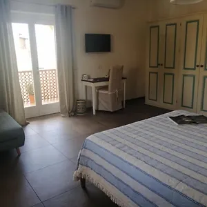 Bed & Breakfast Maison Kaina Olbia